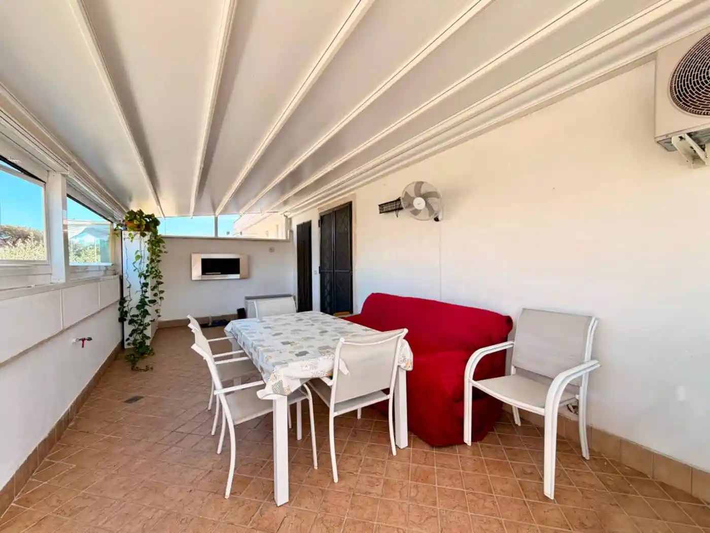 Villa in vendita a Pomezia