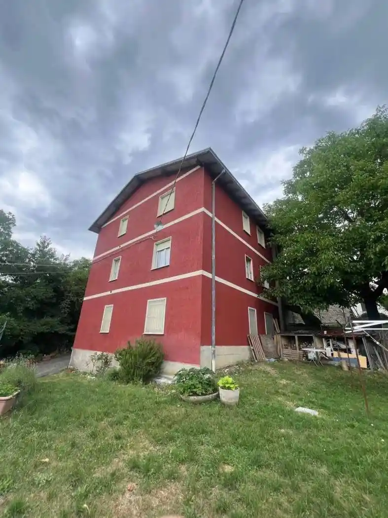 Villa in vendita a Ferriere