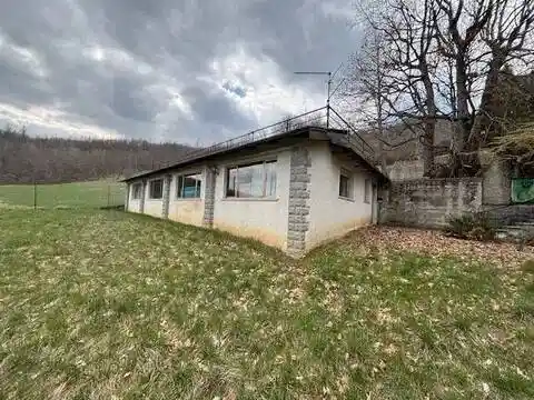 Villa in vendita a Ferriere