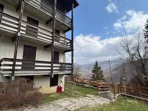 Appartamento in vendita a Ferriere