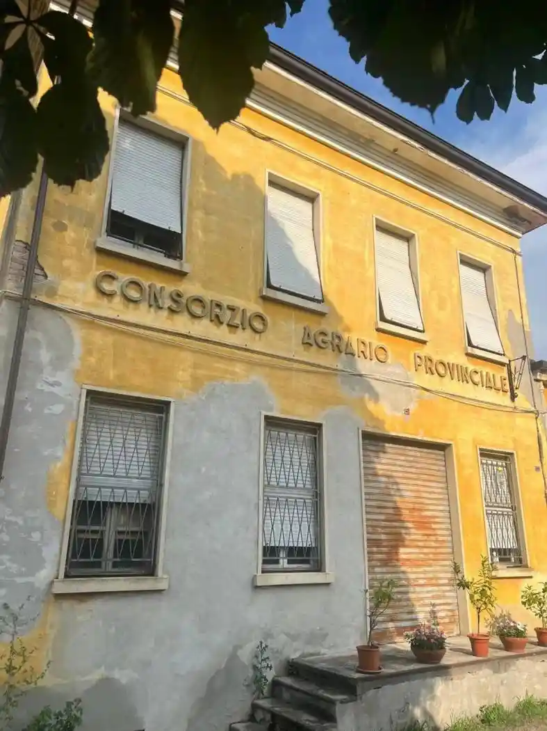 Villa in vendita a Piozzano