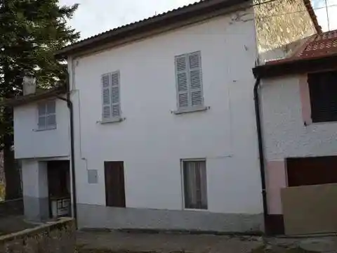 Rustico - Casale in vendita a Ferriere