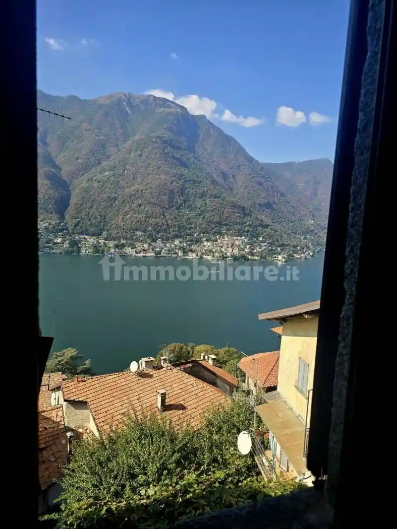 Casa indipendente in vendita a Pognana Lario