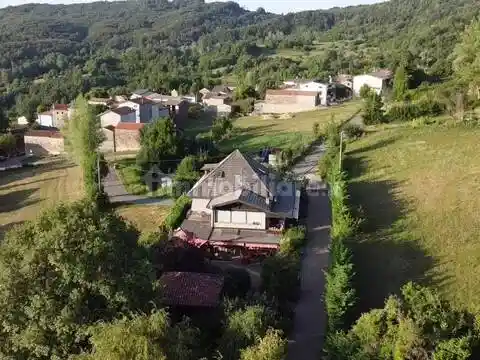 Villa in vendita a Farini