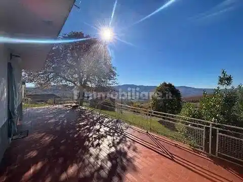 Villa in vendita a Farini