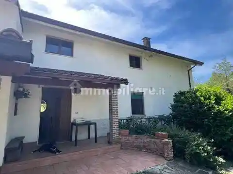 Villa in vendita a Vigolzone