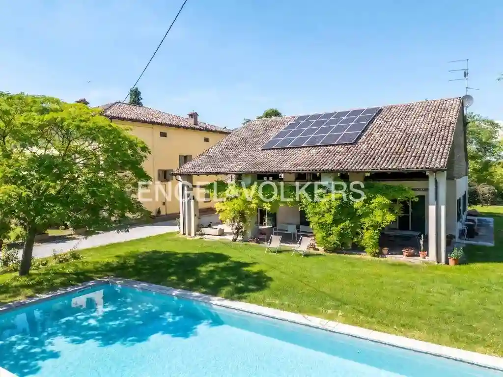 Villa - foto 2