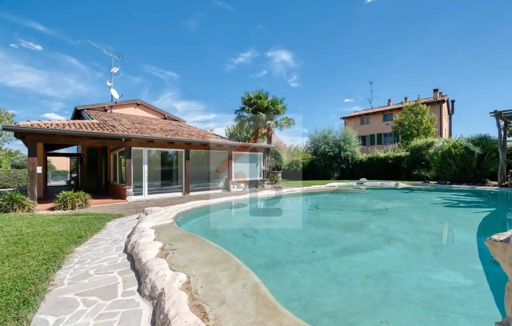 Villa in vendita a Castel San Pietro Terme