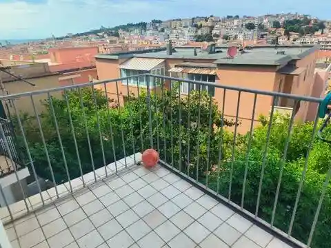 Appartamento in vendita a Ancona