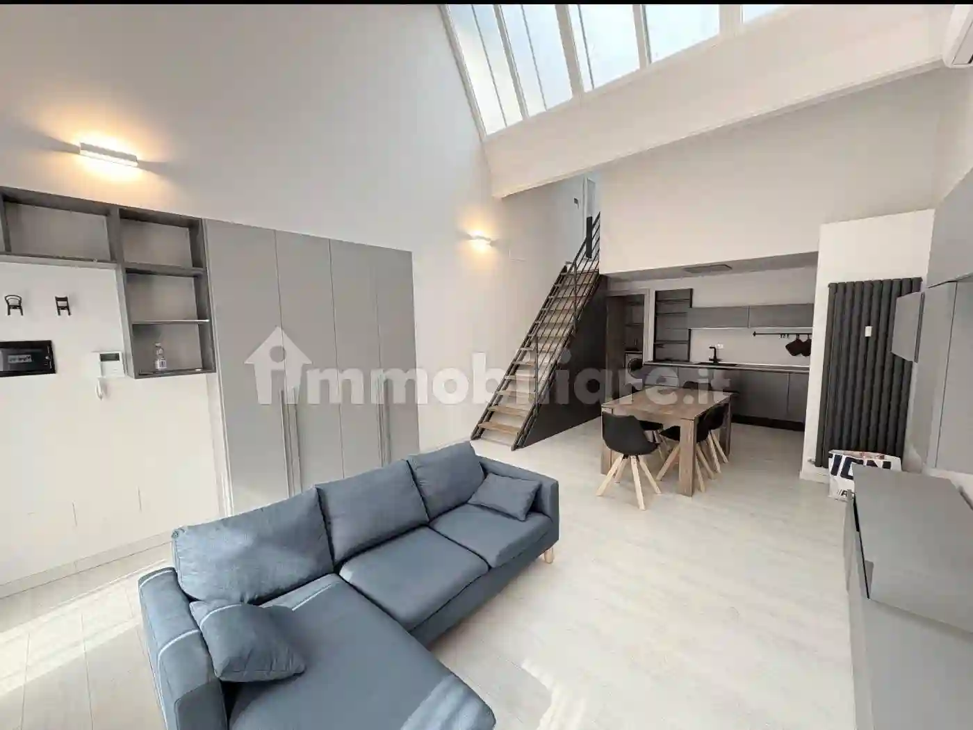 Loft - foto 2