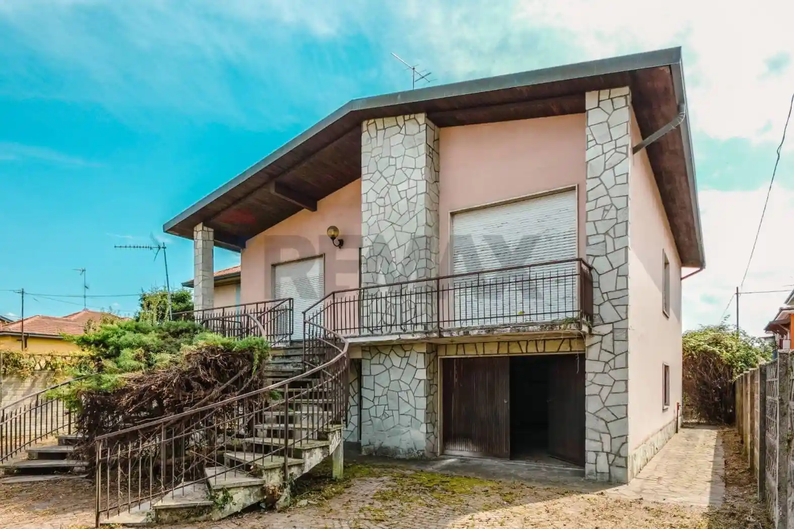 Casa indipendente in vendita a Busto Arsizio