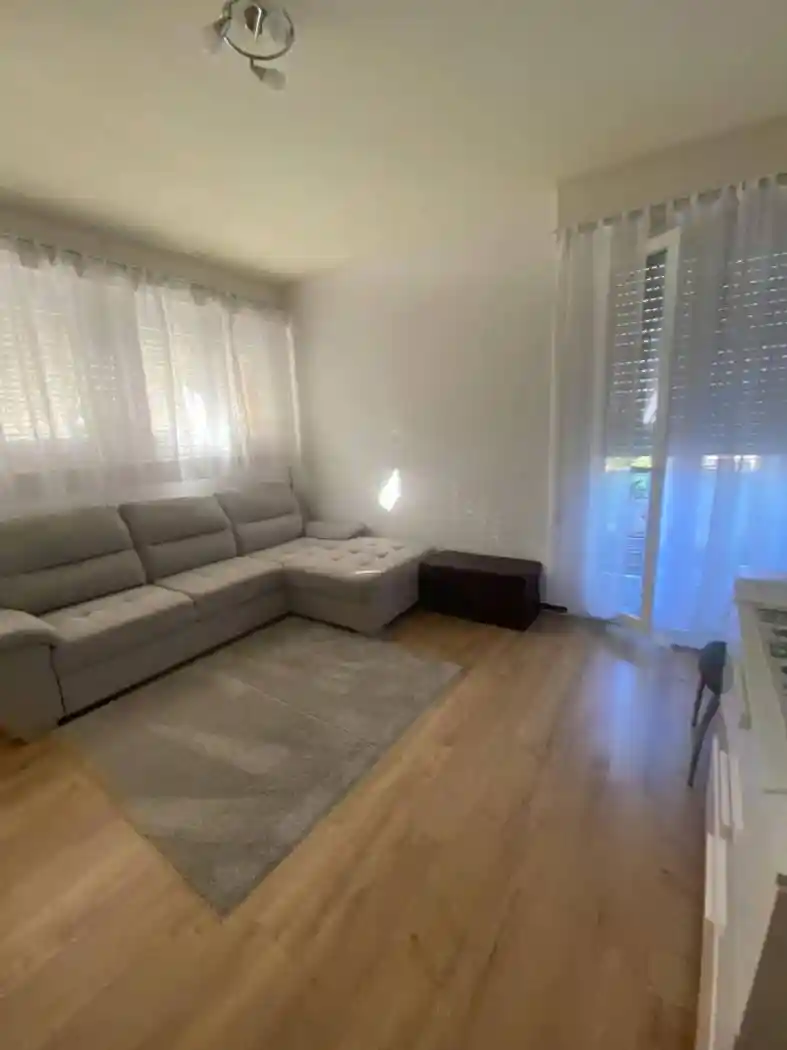 Appartamento in vendita a Vezzano Ligure