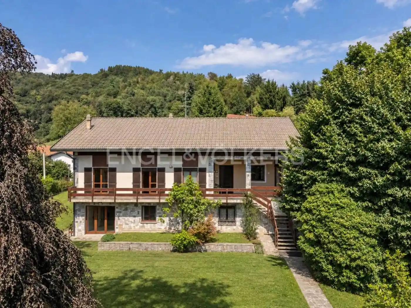 Villa in vendita a Armeno