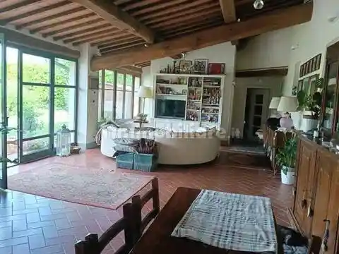 Villa in vendita a Campi Bisenzio