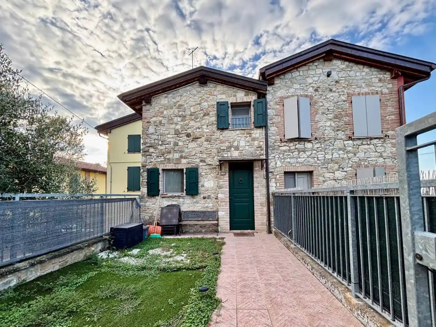 Casa indipendente in affitto a Langhirano