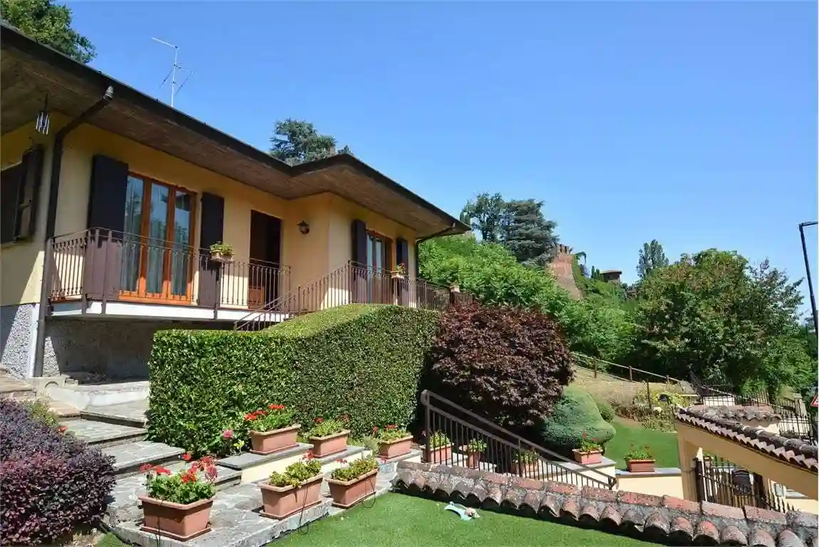 Villa - foto 2