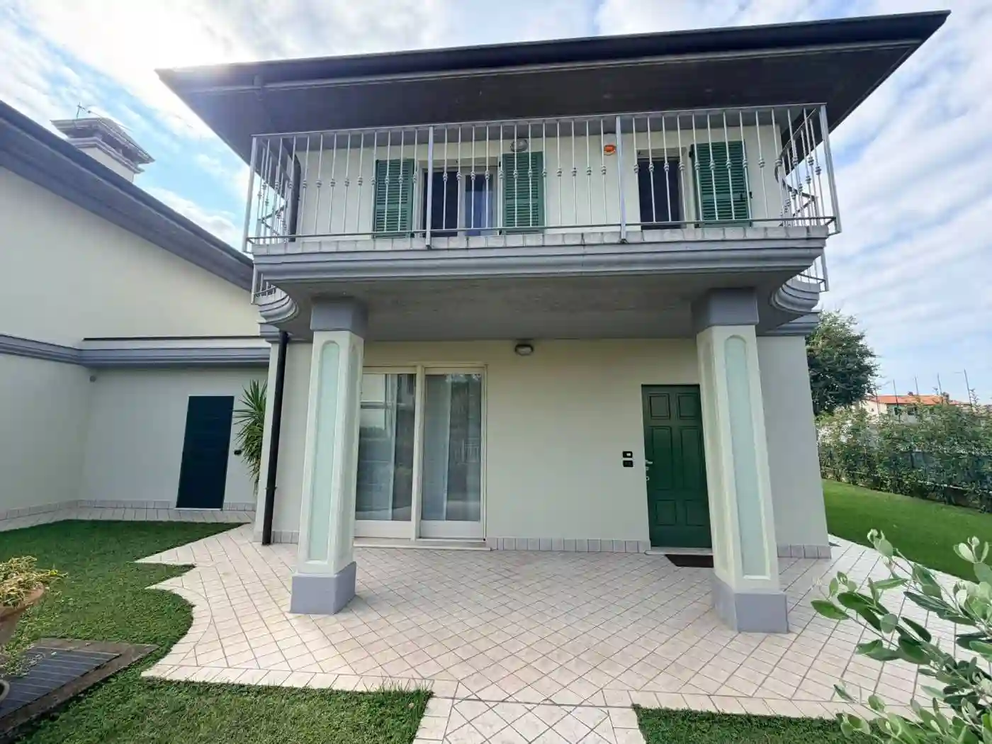Villa - foto 2