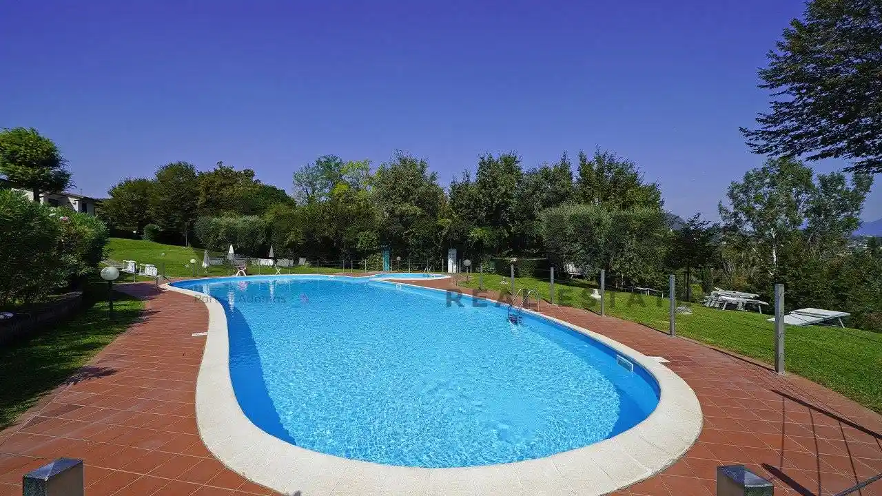 Appartamento in vendita a Padenghe sul Garda
