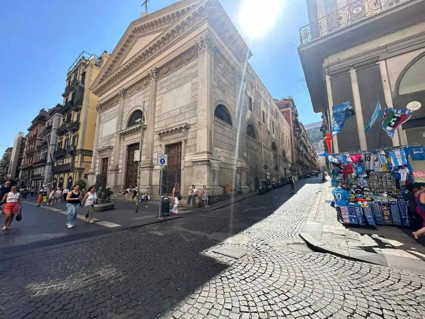 Appartamento in vendita a Napoli