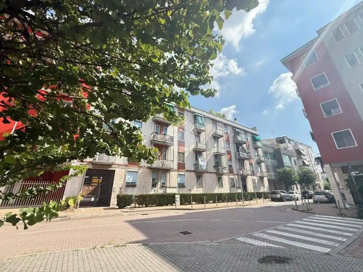 Appartamento in vendita a Rozzano