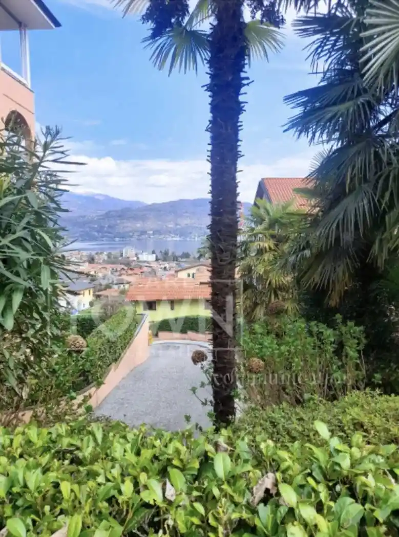 Appartamento in vendita a Baveno