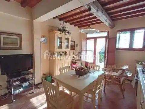 Appartamento in vendita a Gambassi Terme