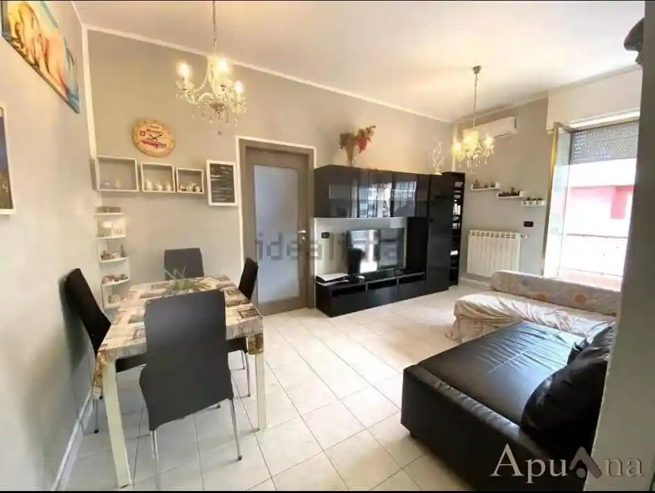 Appartamento in vendita a Carrara