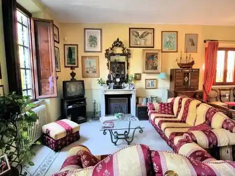 Villa in vendita a Viareggio