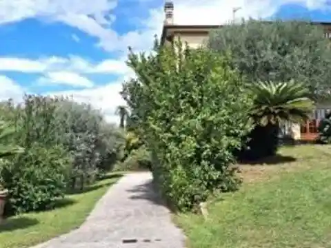 Villa in vendita a San Giuliano Terme