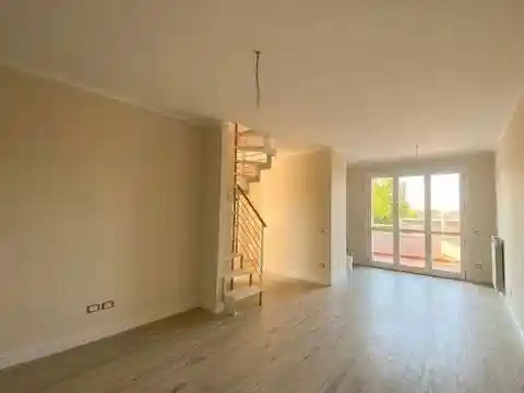 Appartamento in vendita a Cascina