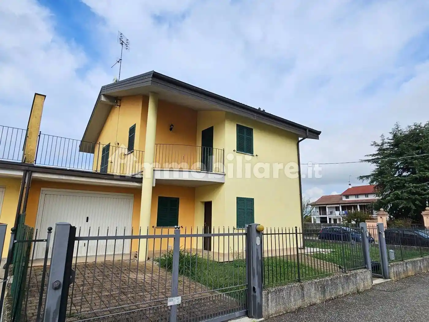 Villa in vendita a Palazzolo Vercellese
