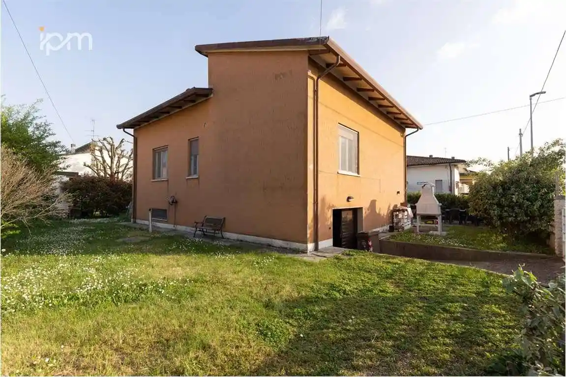 Villa in vendita a San Giorgio Bigarello