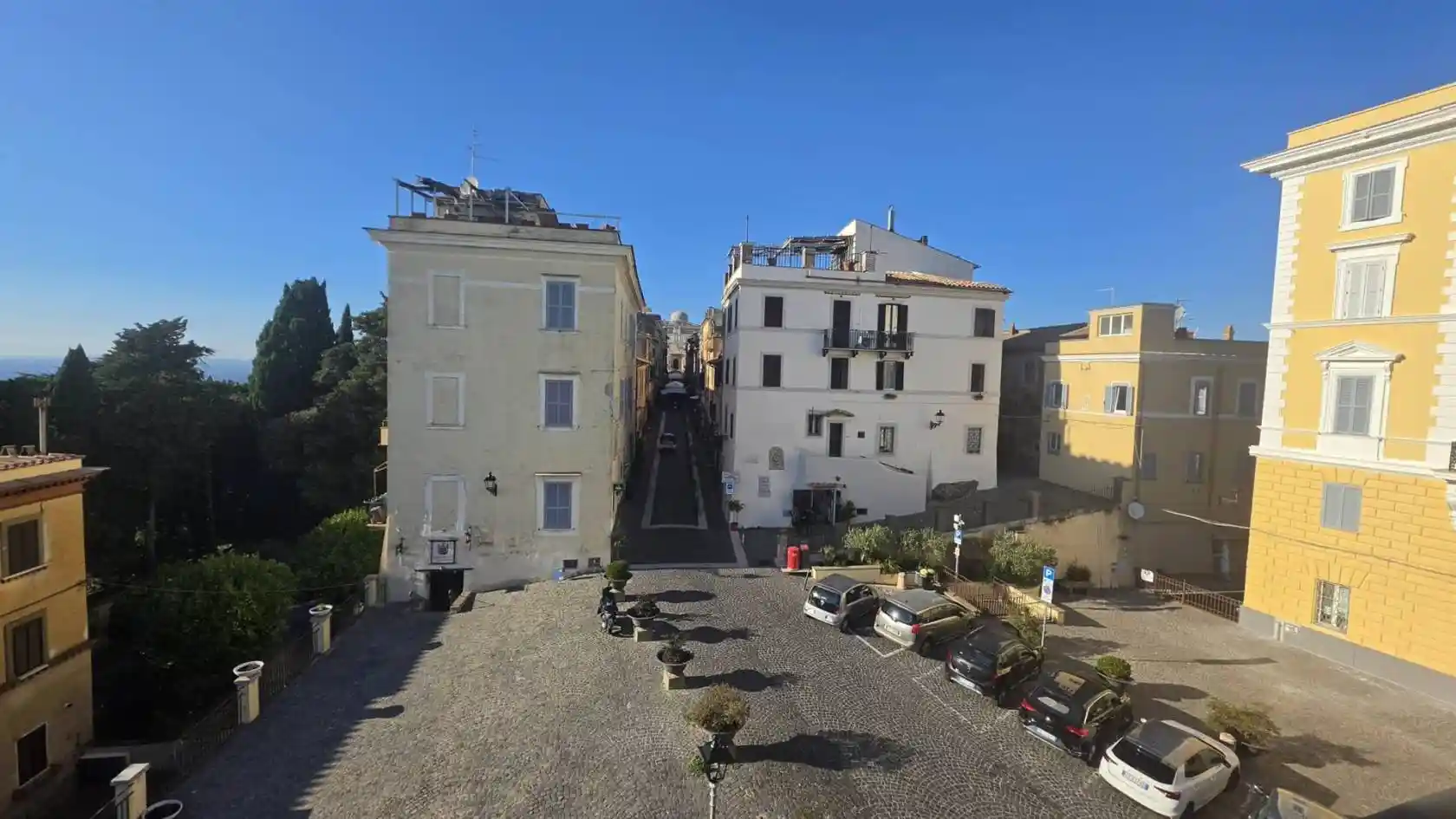 Appartamento in vendita a Castel Gandolfo