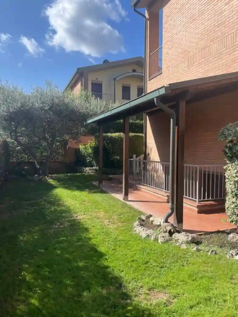 Villetta a schiera - foto 2