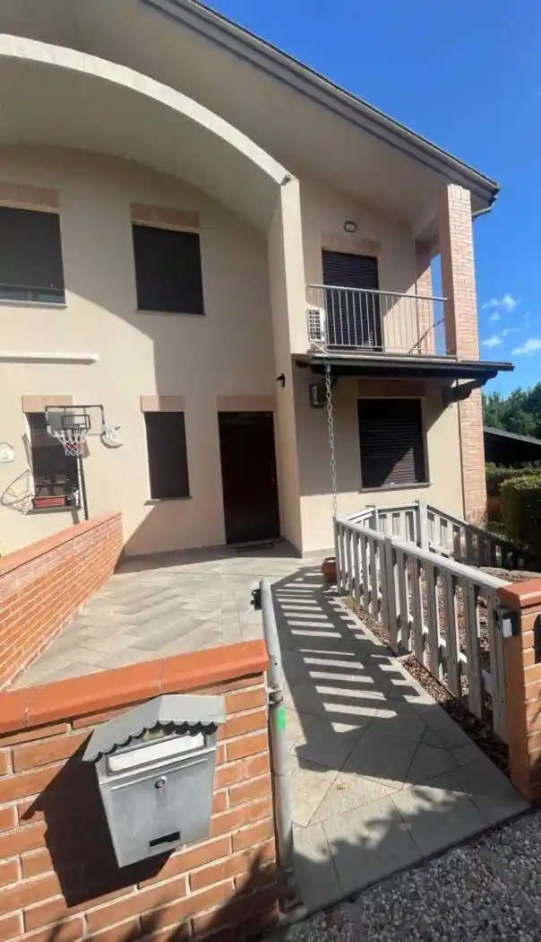 Villetta a schiera in vendita a Santa Maria a Monte