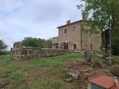 Rustico - Casale in vendita a Manciano