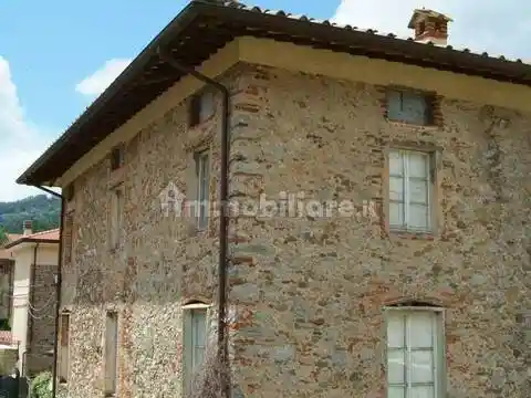 Villa in vendita a Camaiore