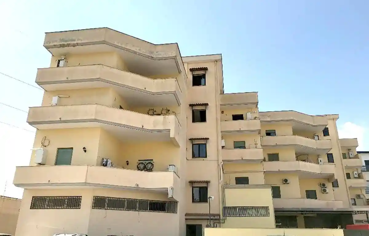 Palazzo - Edificio in vendita a Frattaminore