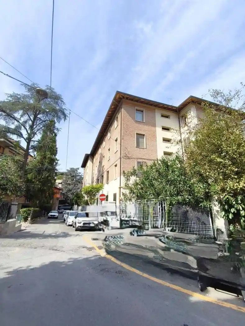 Appartamento in vendita a Bologna