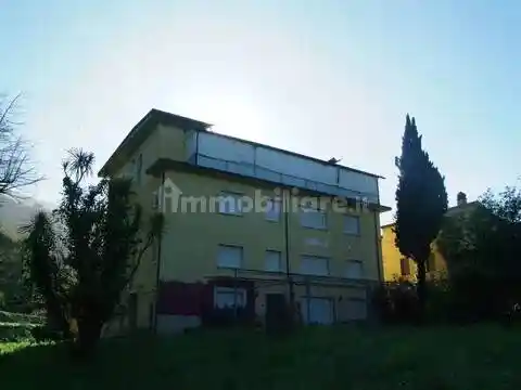Villa in vendita a Camaiore