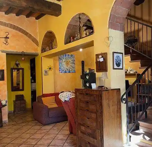 Rustico - Casale in vendita a Agliana