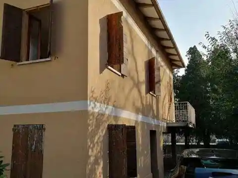 Villa in vendita a Maranello