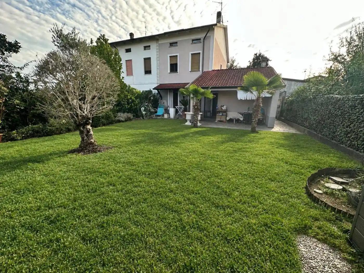 Casa indipendente in vendita a Stagno Lombardo