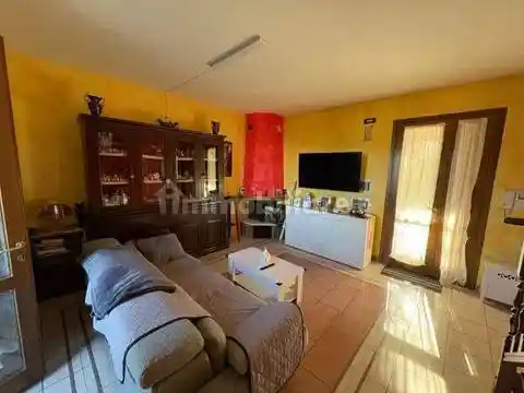 Villa in vendita a Serramazzoni