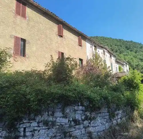 Rustico - Casale in vendita a Fiuminata