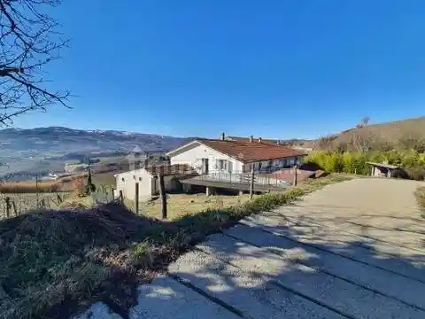 Rustico - Casale in vendita a Sessame