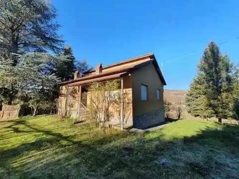 Villa in vendita a Vesime