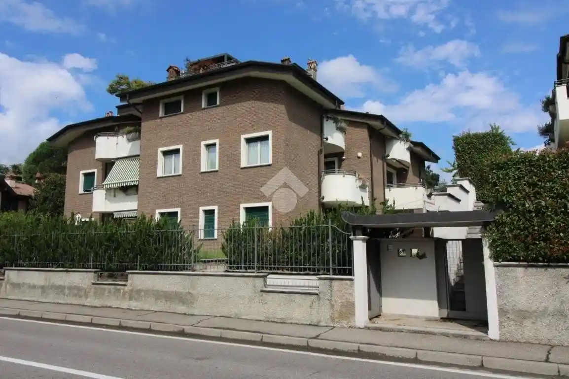Appartamento in vendita a Arcore