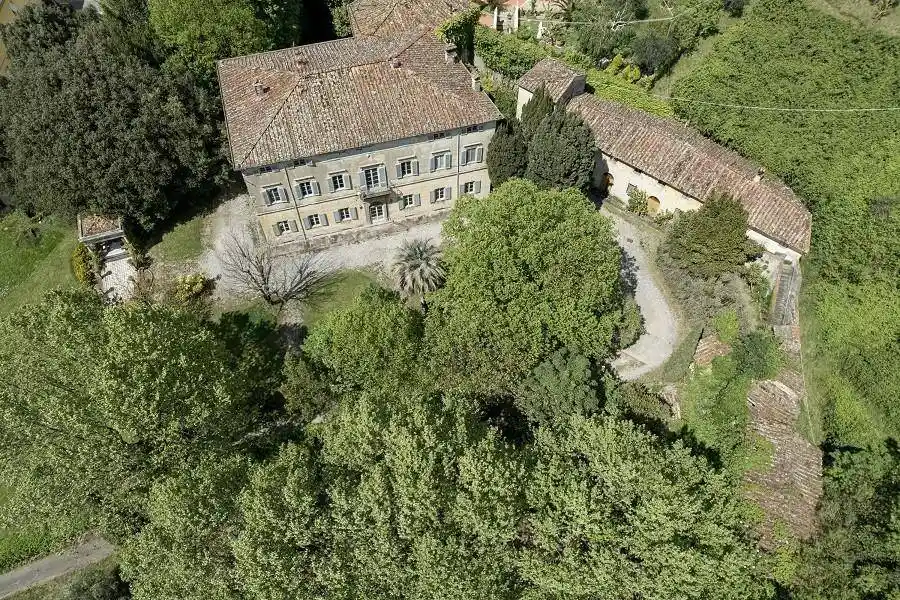Palazzo - Edificio in vendita a Lucca