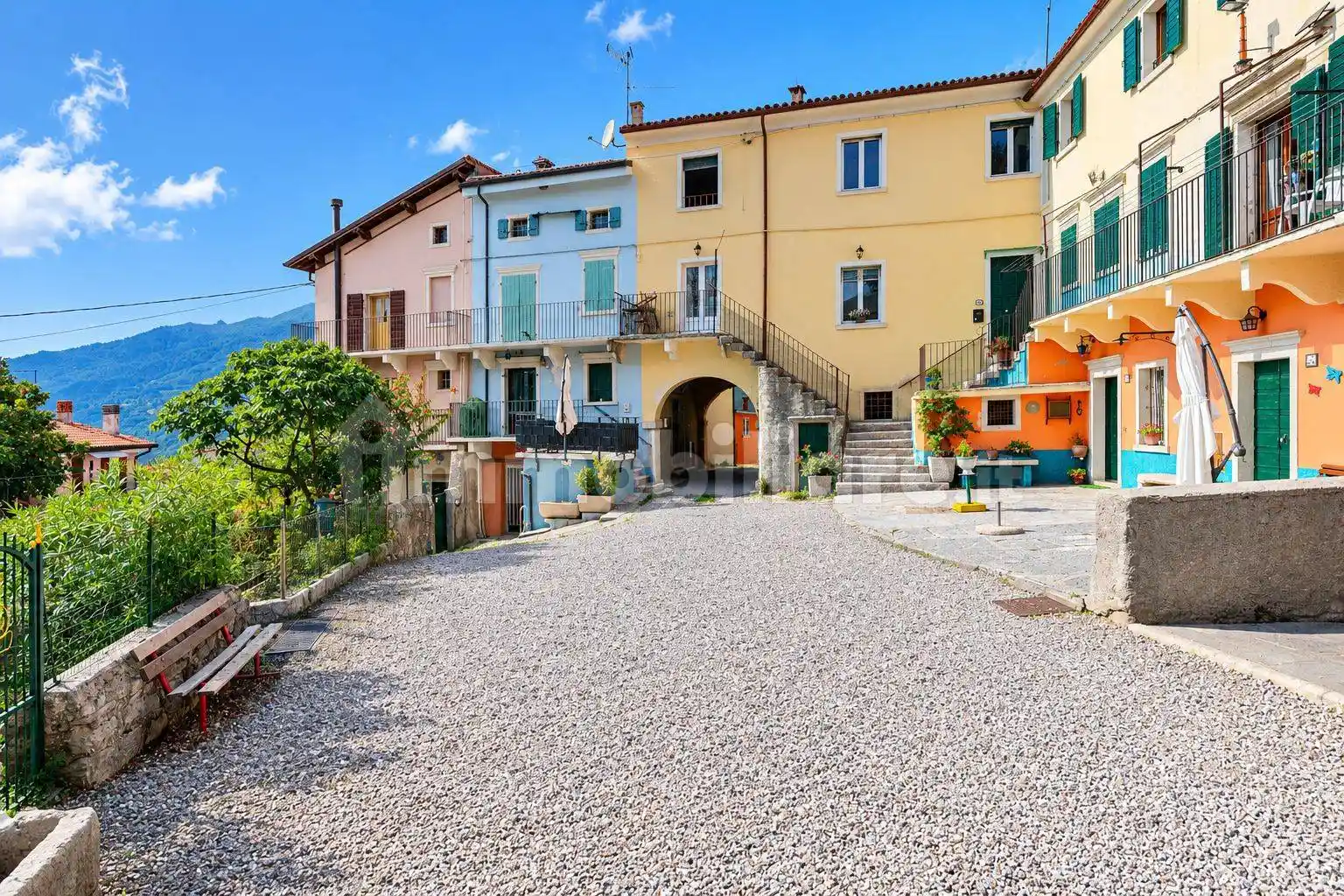 Rustico - Casale in vendita a Caprino Veronese